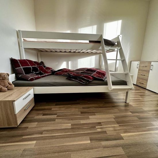 Ložnice - 3 lůžka (patrová postel)